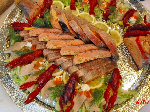 Schauplatte vom gefüllten Blaufelchen – elegante Fischspezialität